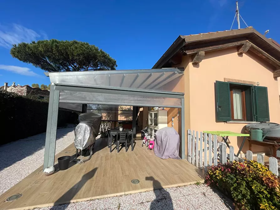 Immagine 24 di Casa semindipendente in vendita  in via campodicarne a Ardea