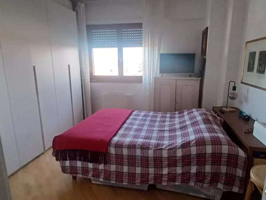 Immagine 9 di Appartamento in vendita  in Via Francesco Menzio a Roma