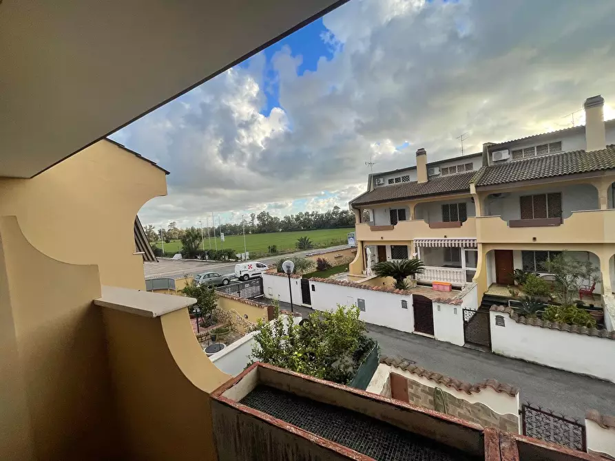 Immagine 16 di Villetta a schiera in vendita  in Via Danimarca a Pomezia