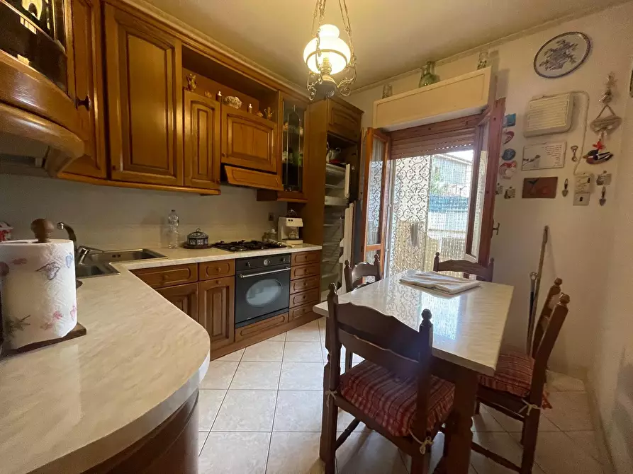 Immagine 2 di Villetta a schiera in vendita  in Via Danimarca a Pomezia