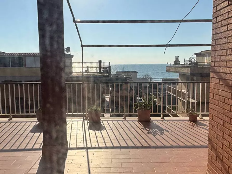 Immagine 40 di Attico in vendita  in via svezia a Pomezia