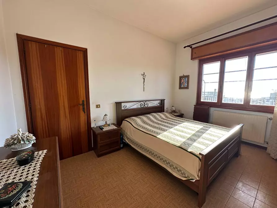 Immagine 20 di Attico in vendita  in via svezia a Pomezia