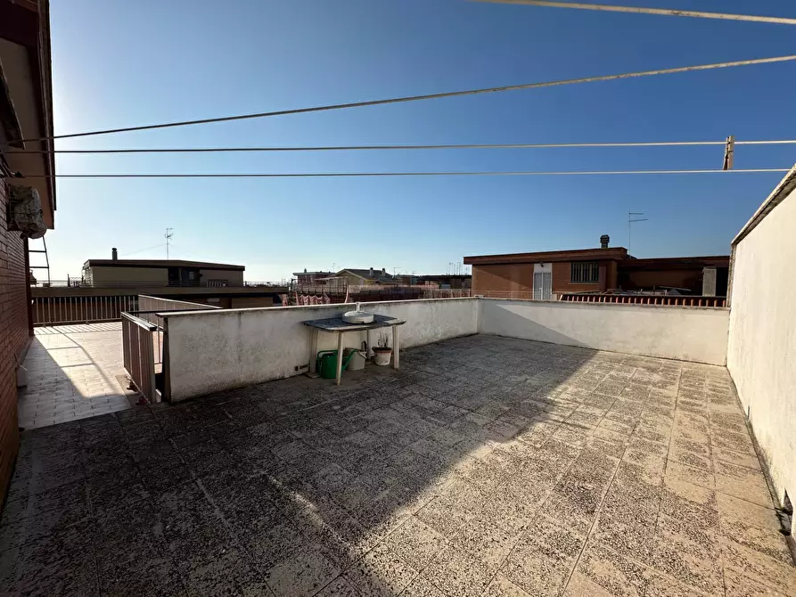 Immagine 36 di Attico in vendita  in via svezia a Pomezia