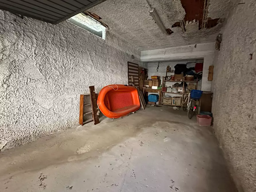 Immagine 46 di Attico in vendita  in via svezia a Pomezia