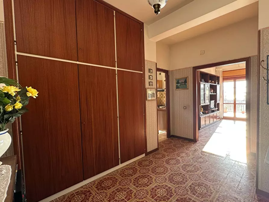 Immagine 10 di Attico in vendita  in via svezia a Pomezia