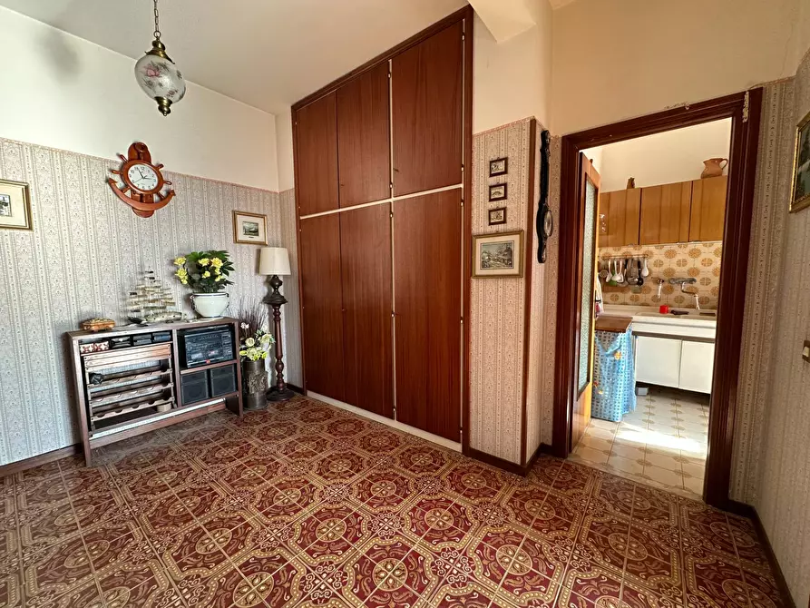 Immagine 13 di Attico in vendita  in via svezia a Pomezia