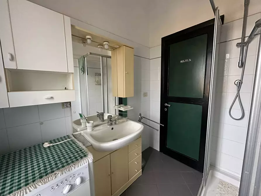 Immagine 18 di Appartamento in vendita  in Via Polonia a Pomezia