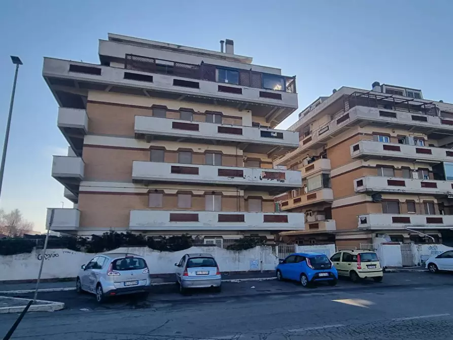 Immagine 9 di Appartamento in affitto  in Via Carlo Avegno 20 a Roma