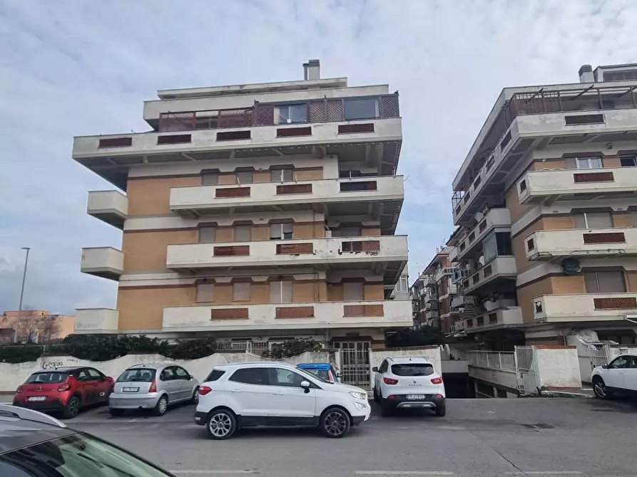 Immagine 19 di Appartamento in affitto  in Via Carlo Avegno 20 a Roma