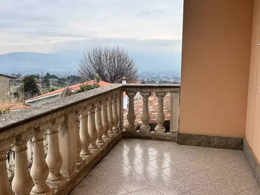 Immagine 29 di Villa in vendita  in via tevola a Velletri