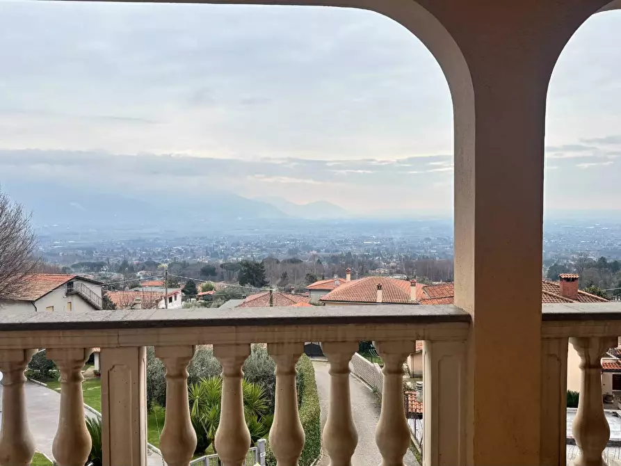 Immagine 31 di Villa in vendita  in via tevola a Velletri