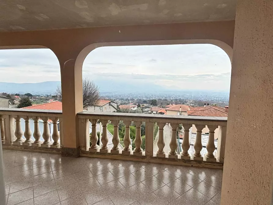 Immagine 32 di Villa in vendita  in via tevola a Velletri