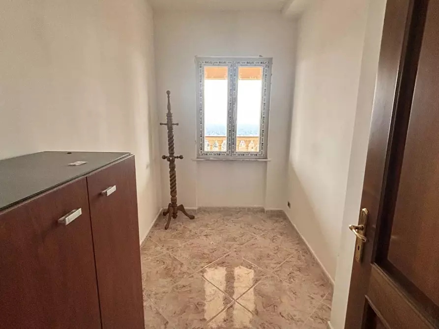 Immagine 40 di Villa in vendita  in via tevola a Velletri