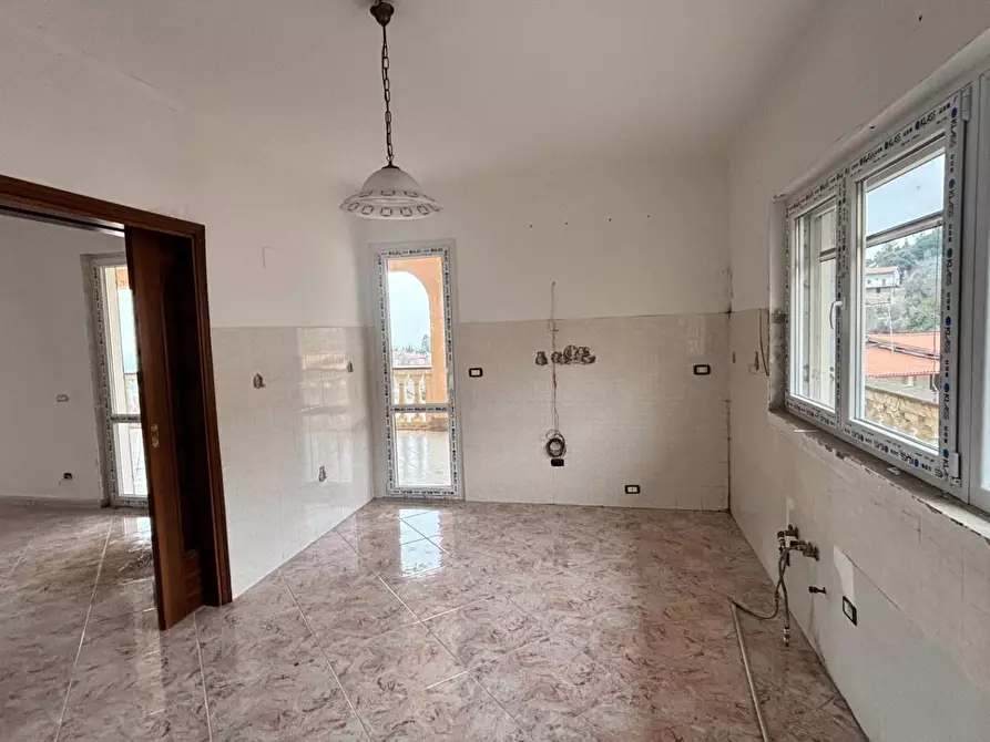 Immagine 28 di Villa in vendita  in via tevola a Velletri
