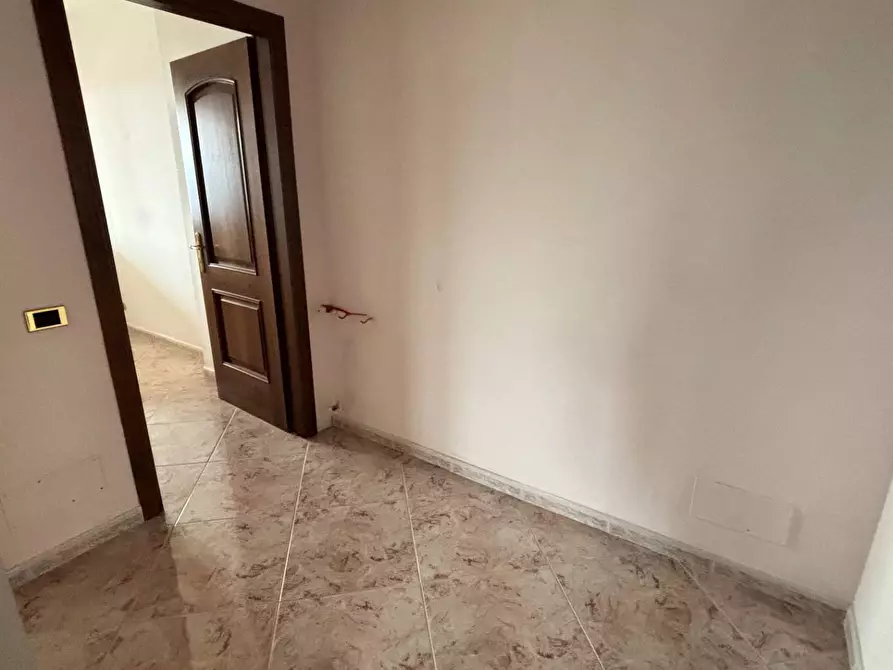 Immagine 48 di Villa in vendita  in via tevola a Velletri