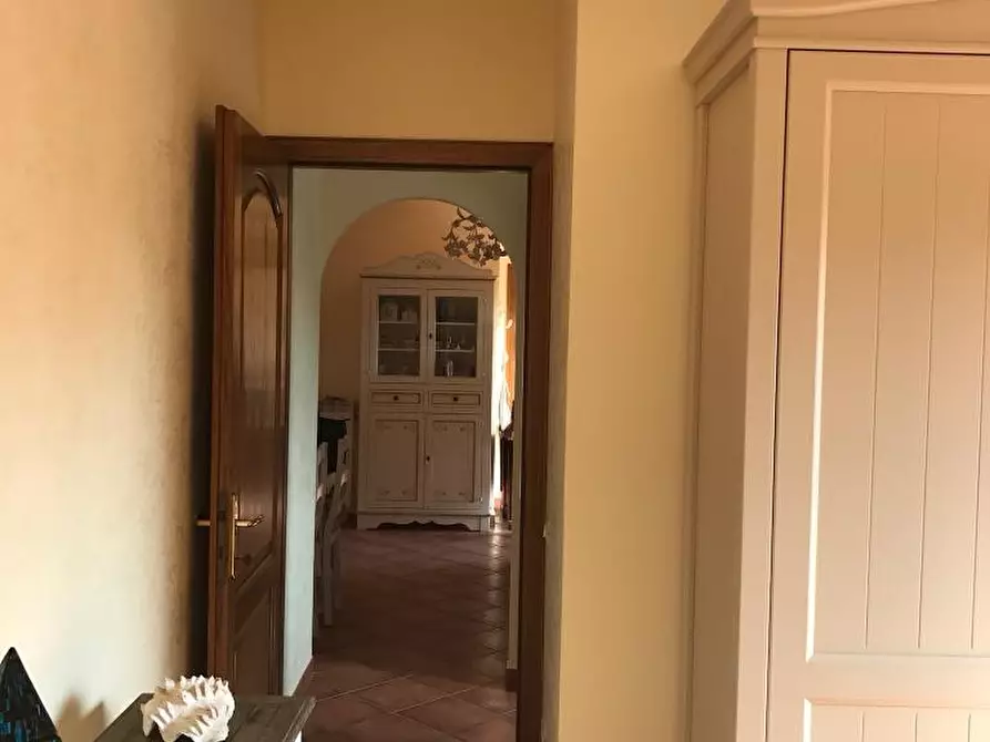 Immagine 6 di Appartamento in vendita  in via Atrani a Fiumicino