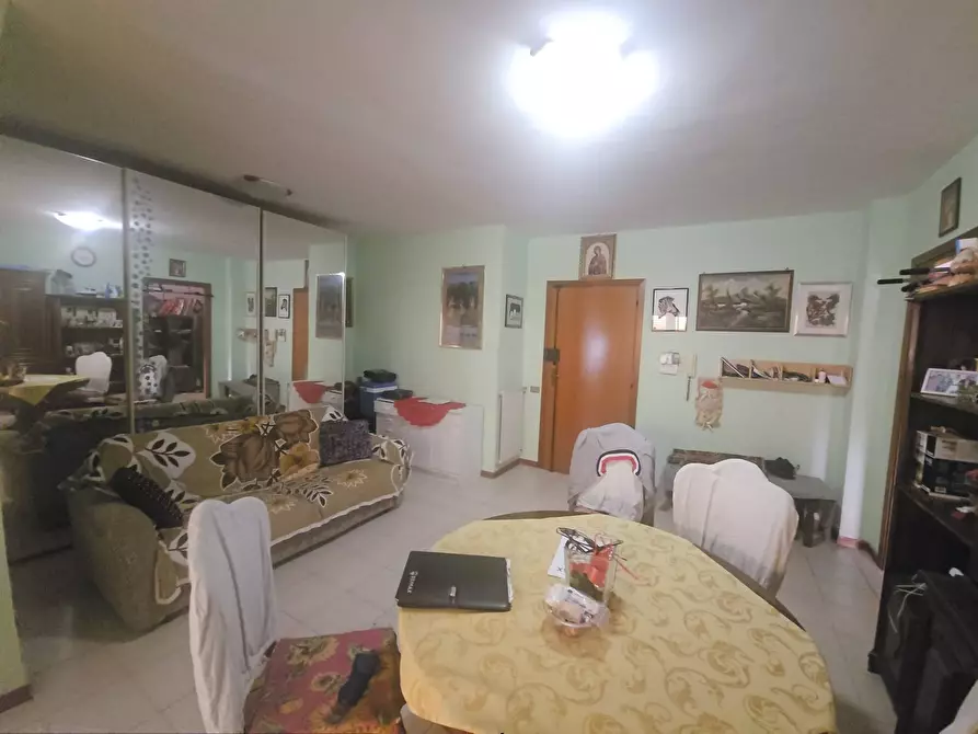 Immagine 3 di Appartamento in vendita  in via dei pesci a Anzio