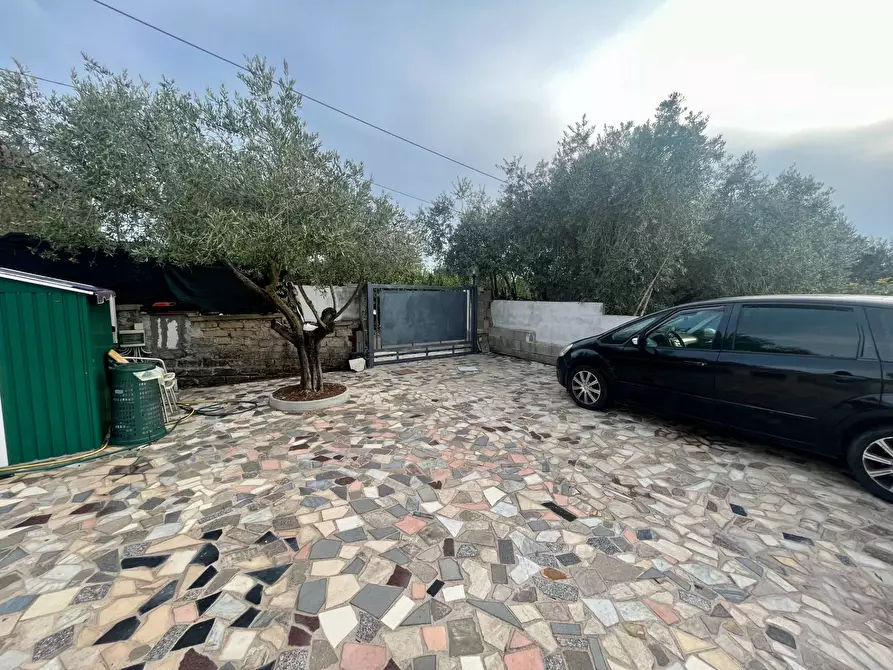 Immagine 18 di Villa in vendita  in Via San Berardo dei Marsi a Ardea