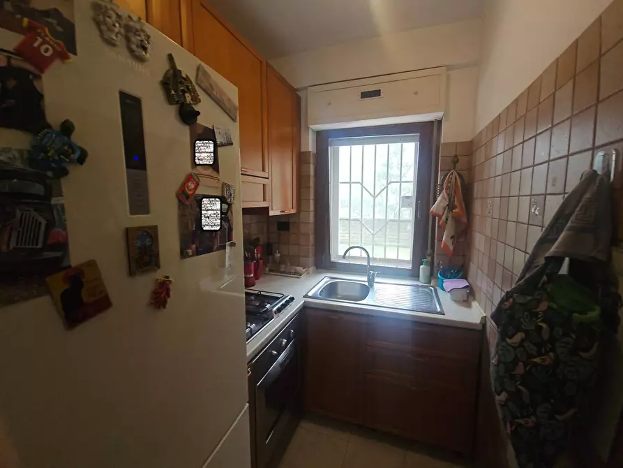 Immagine 12 di Appartamento in vendita  in via delle arti a Pomezia