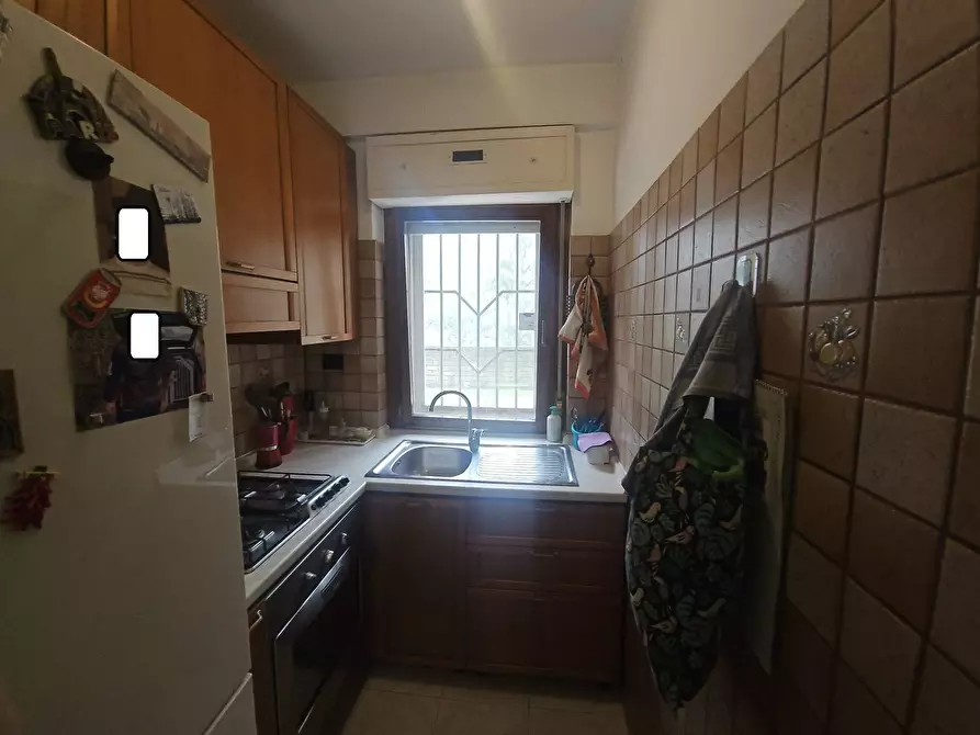 Immagine 11 di Appartamento in vendita  in via delle arti a Pomezia