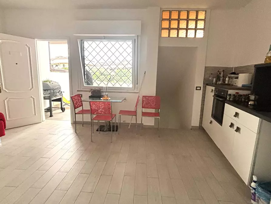 Immagine 4 di Villa in vendita  in LUNGOMARE TOR SAN LORENZO a Ardea