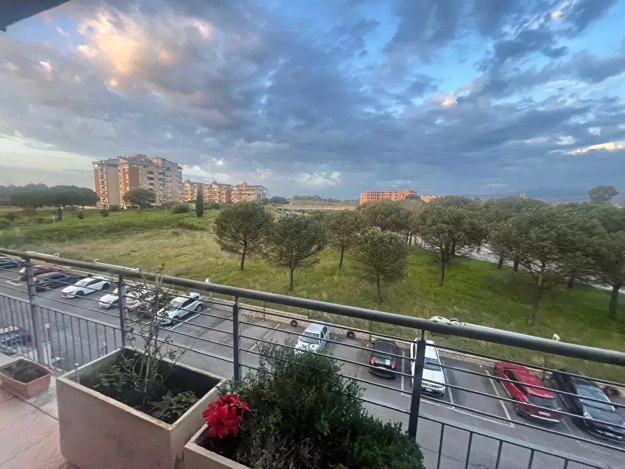 Immagine 3 di Appartamento in vendita  in Via delle Arti a Pomezia