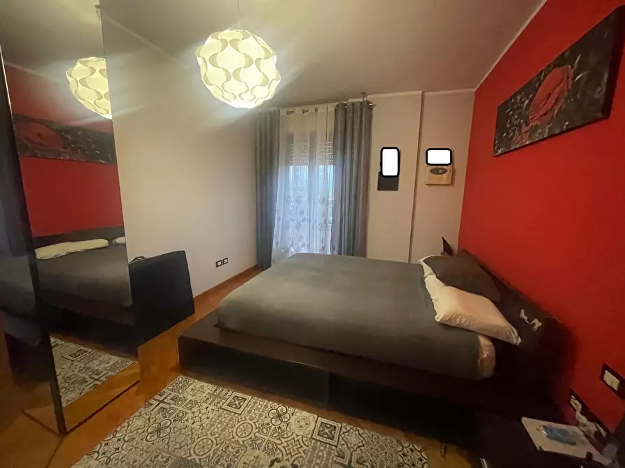 Immagine 4 di Appartamento in vendita  in Via delle Arti a Pomezia