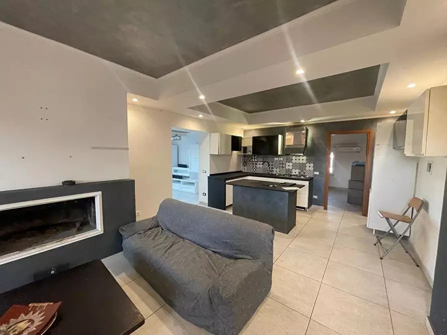 Immagine 8 di Casa semindipendente in vendita  in Via Serio a Aprilia