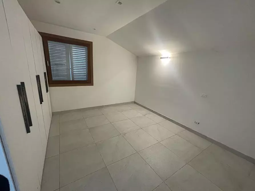 Immagine 30 di Casa semindipendente in vendita  in Via Serio a Aprilia