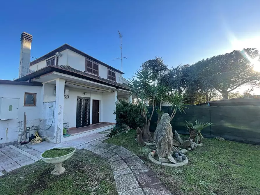 Immagine 31 di Casa semindipendente in vendita  in Via Serio a Aprilia