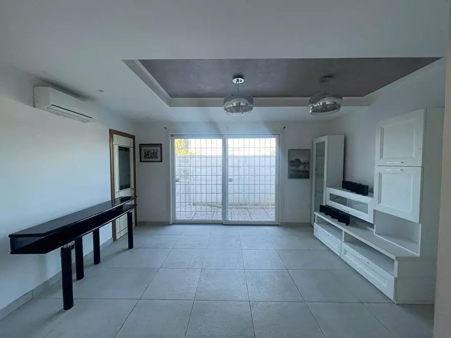 Immagine 21 di Casa semindipendente in vendita  in Via Serio a Aprilia