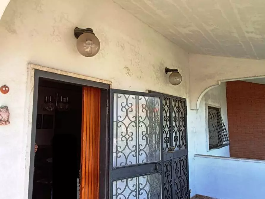 Immagine 30 di Casa semindipendente in vendita  in via zagabria a Pomezia