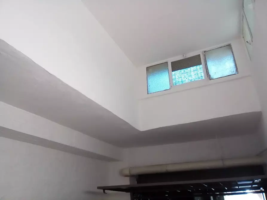 Immagine 7 di Box auto in vendita  in Via Dei Velieri 58 a Roma