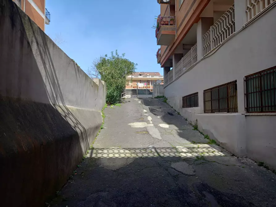 Immagine 11 di Magazzino in vendita  in Via Marsiglia a Pomezia