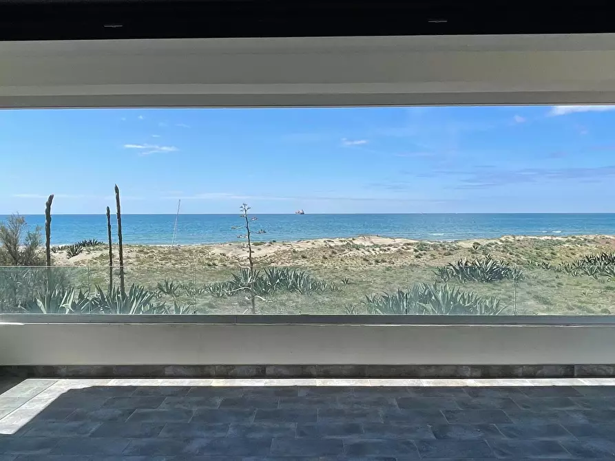 Immagine 11 di Attico in vendita  in lungomare degli ardeatini a Ardea