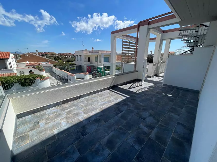 Immagine 2 di Attico in vendita  in lungomare degli ardeatini a Ardea