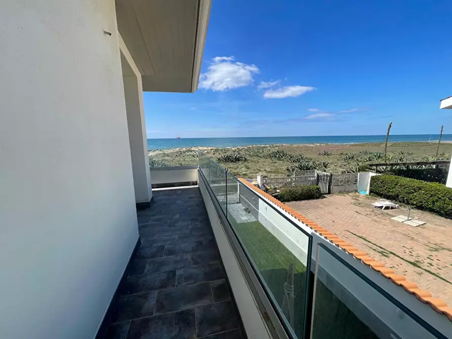 Immagine 25 di Attico in vendita  in lungomare degli ardeatini a Ardea