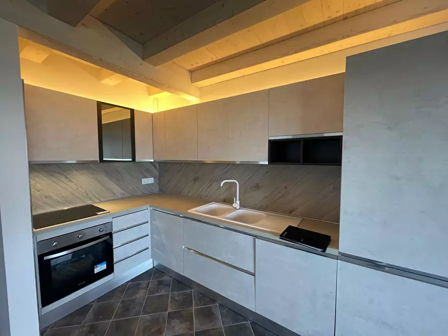 Immagine 18 di Attico in vendita  in lungomare degli ardeatini a Ardea