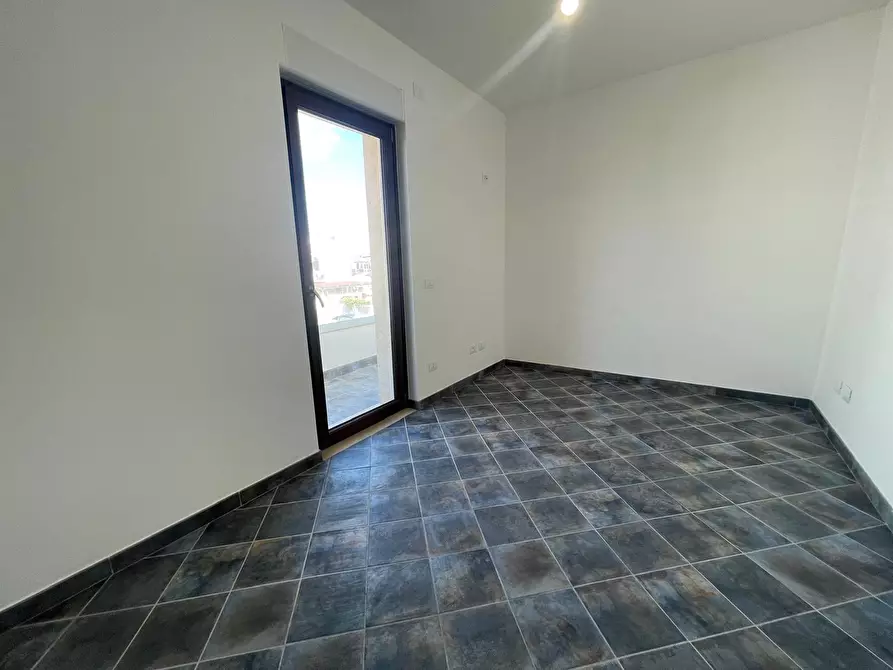 Immagine 21 di Attico in vendita  in lungomare degli ardeatini a Ardea