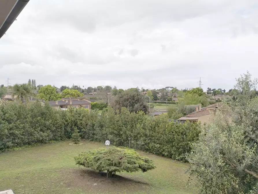 Immagine 6 di Villa in vendita  in Via Luigi Chiarini a Roma