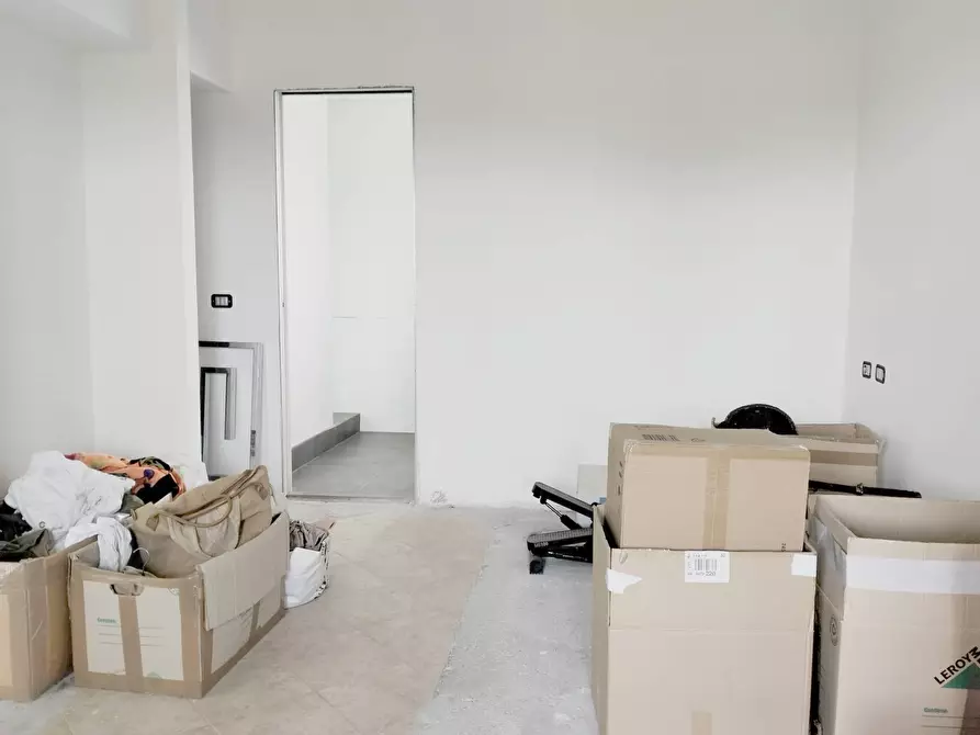 Immagine 36 di Villa in vendita  in Via Luigi Chiarini a Roma