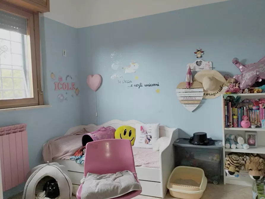 Immagine 41 di Villa in vendita  in Via Luigi Chiarini a Roma