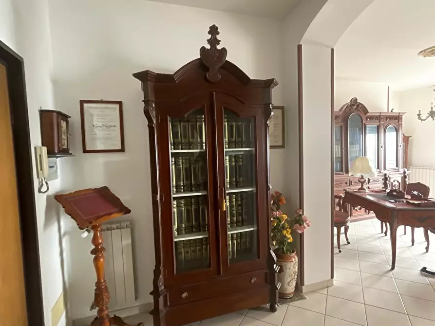 Immagine 6 di Attico in vendita  in lungomare Paolo Toscanelli 216 a Roma