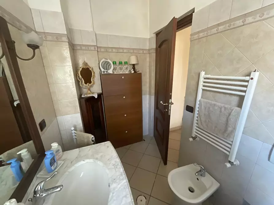 Immagine 8 di Attico in vendita  in lungomare Paolo Toscanelli 216 a Roma