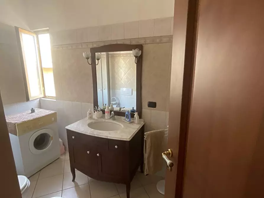 Immagine 36 di Attico in vendita  in lungomare Paolo Toscanelli 216 a Roma