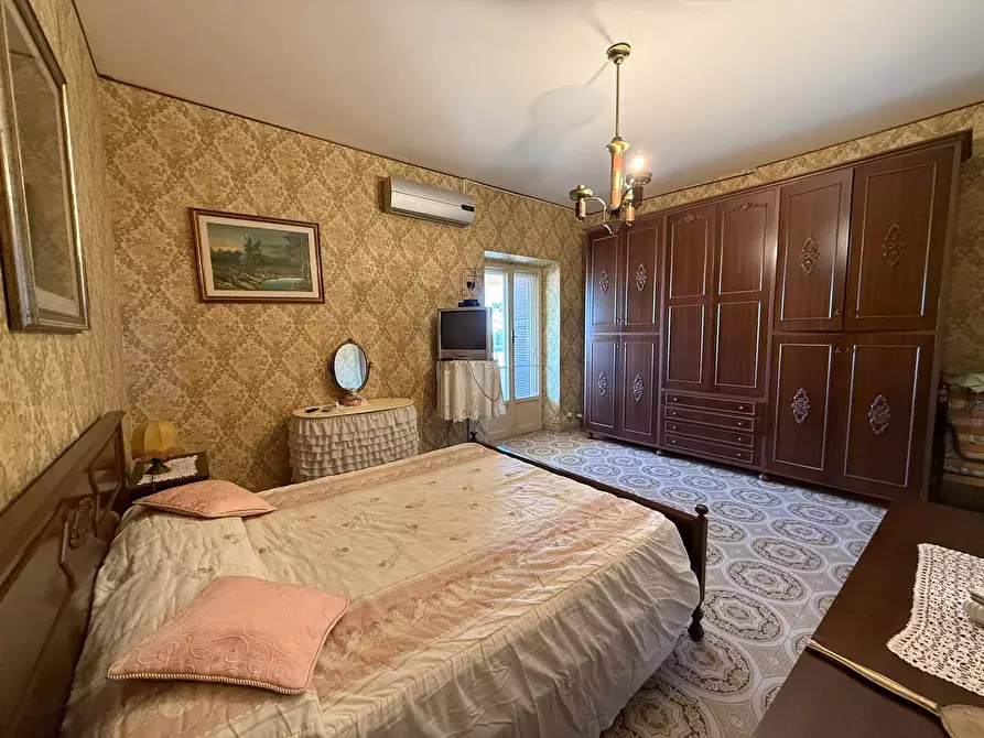 Immagine 9 di Villa in vendita  in Via Pratica Di Mare a Ardea