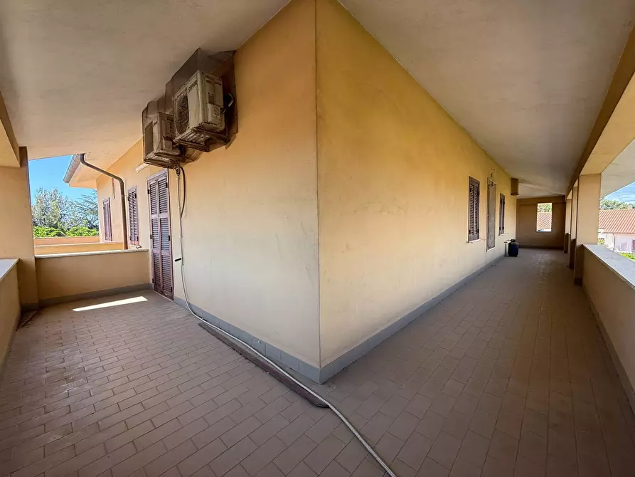 Immagine 31 di Villa in vendita  in Via Pratica Di Mare a Ardea