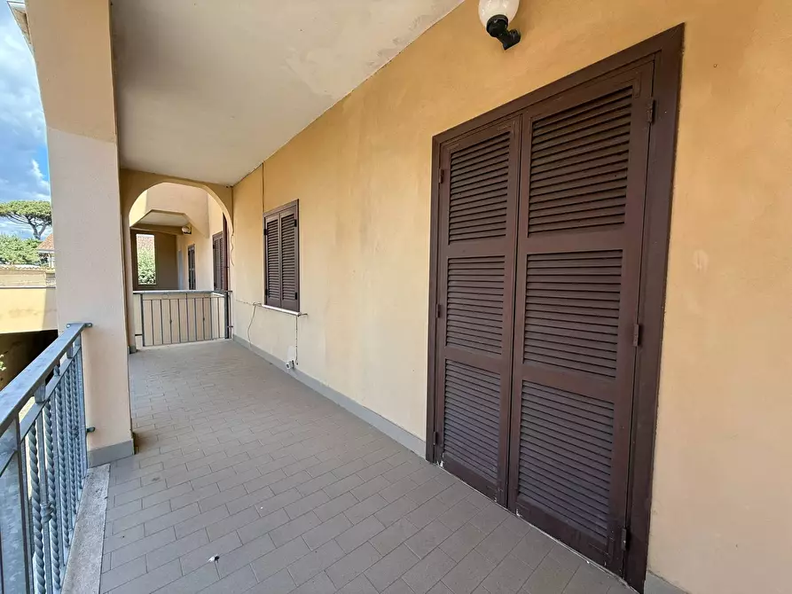 Immagine 58 di Villa in vendita  in Via Pratica Di Mare a Ardea