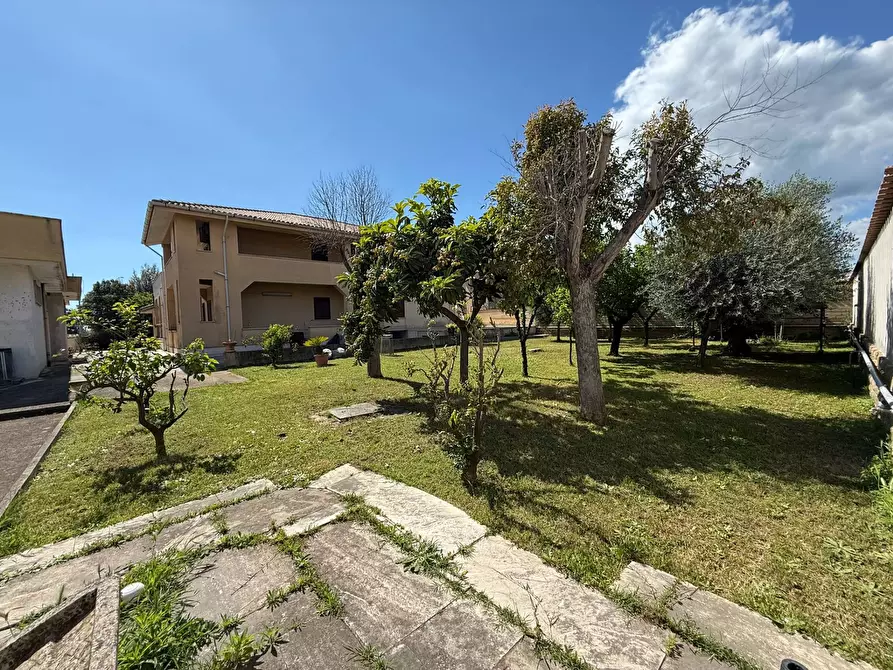 Immagine 70 di Villa in vendita  in Via Pratica Di Mare a Ardea