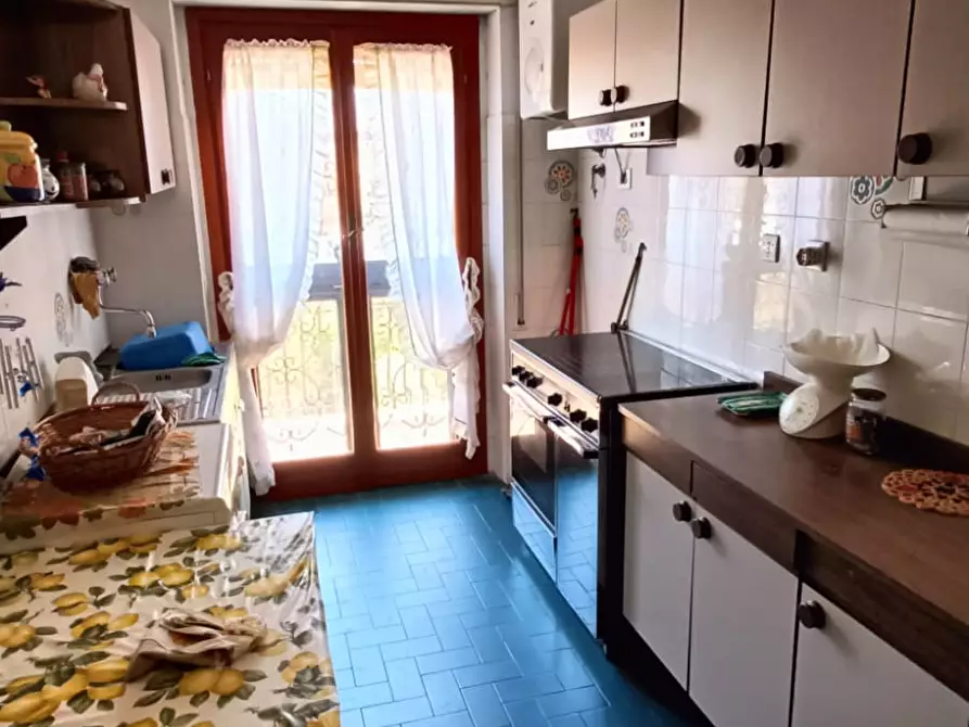 Immagine 13 di Casa semindipendente in vendita  in via zagabria a Pomezia